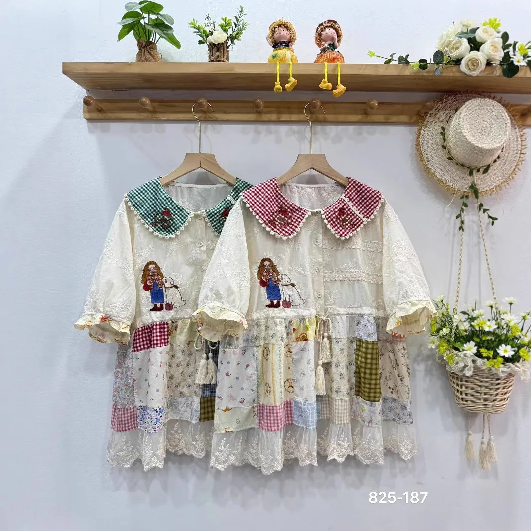 

Women Sweet Lolita Mori Girl Lace Cartoon Embroidery Plaid Patchwork Shirts Summer Kawaii Peter Pan Collar Short Sleeve Blouse