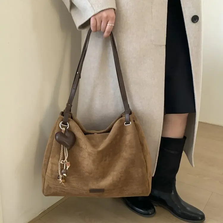 Premium Retro Matte Handbag Women's 2026 New Trendy Fashion Shoulder Messenger Bag Versatile Big Bag