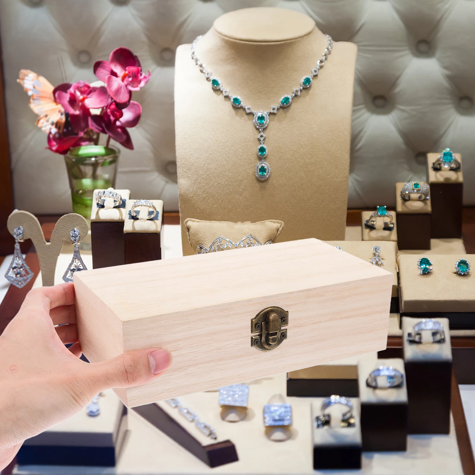

Rectangular Jewelry Box Decorative Boxes Keepsake with Lids Shell Handicrafts Senior Storage Small Wooden Chest Vintage
