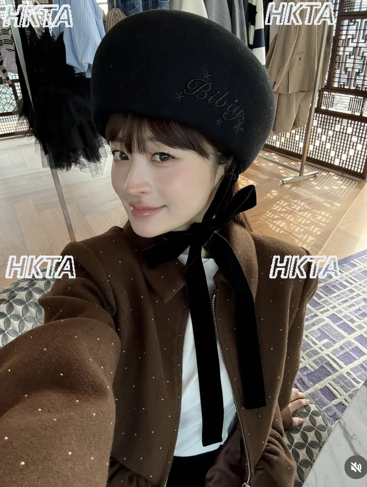 Japanese Sweet Cool Lace Up Letter Beret Hat Ladies 2026 Winter New Versatile Casual Woolen Black Hat Apparel Accessories Women