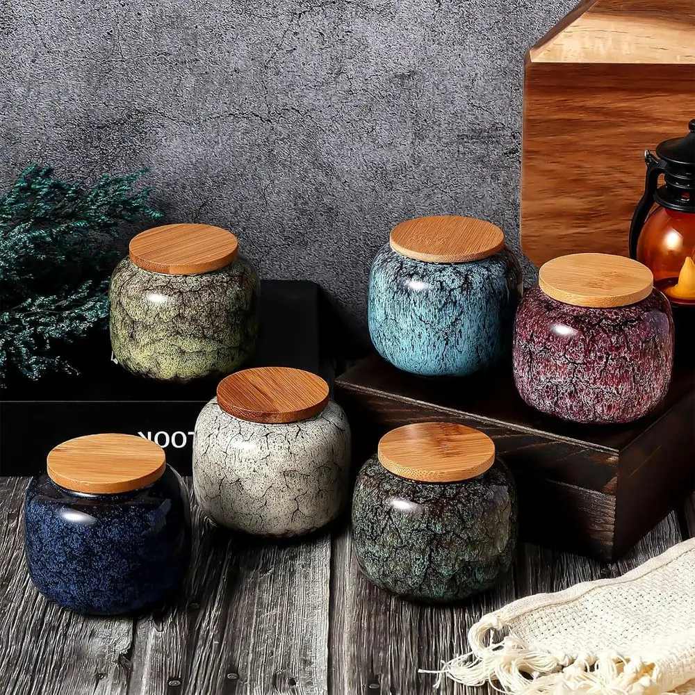 مجموعة من 6 جرار مصغرة مع أغطية للرماد، برطمانات تذكار من السيراميك على الطراز العتيق للتخزين التذكاري وشرف الأحب