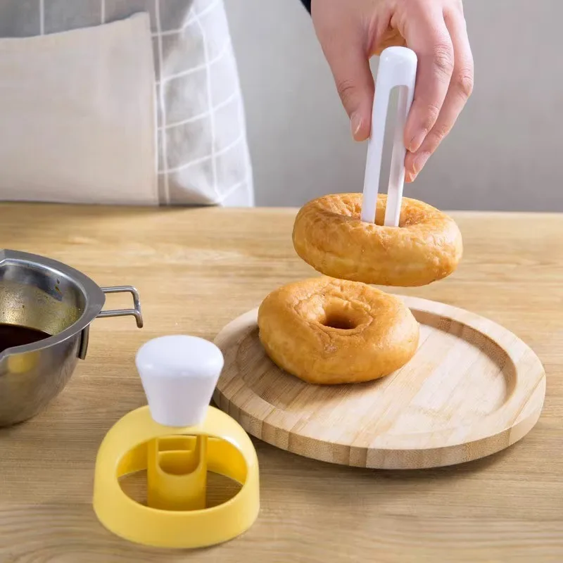 Chocolate Maker Donut Cake Mold Food Desserts Bread Pastry DIY Creative Doughnuts Kitchen Tools Cooking Cutter Baking Tool Deco
