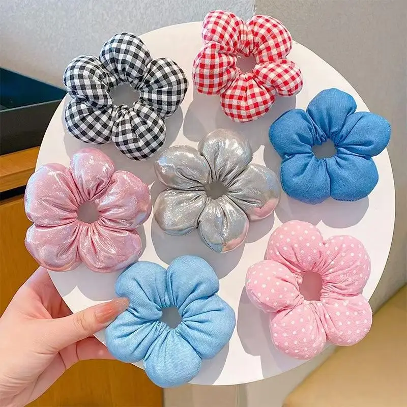 1 Stück Haargummis in Blumenform, kariert, Denim, glänzend, weicher Stoff für den täglichen Gebrauch, Partys, Schule, Mädchen, Haarstyling – Detail 10