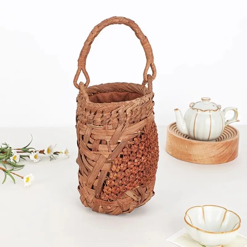 

Summer new small barrel bag wild grape vine first layer skin purely handmade