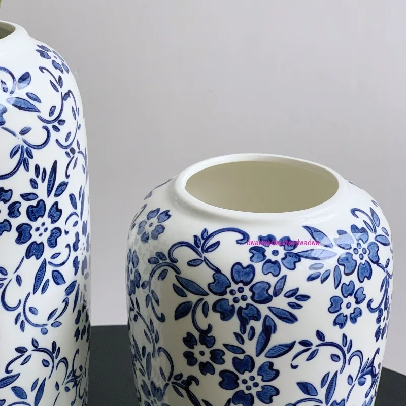 blue-white porcelain ceramic vase, retro pattern ornament in living room, high-end sense antique arrangement vase flower ware
