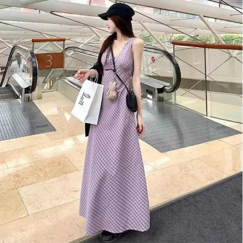 

Summer Salt-Sweet Style PatternVCollared sleeveless tank dress for women, new style, waist-cinching and slimmingchicALong Skirt
