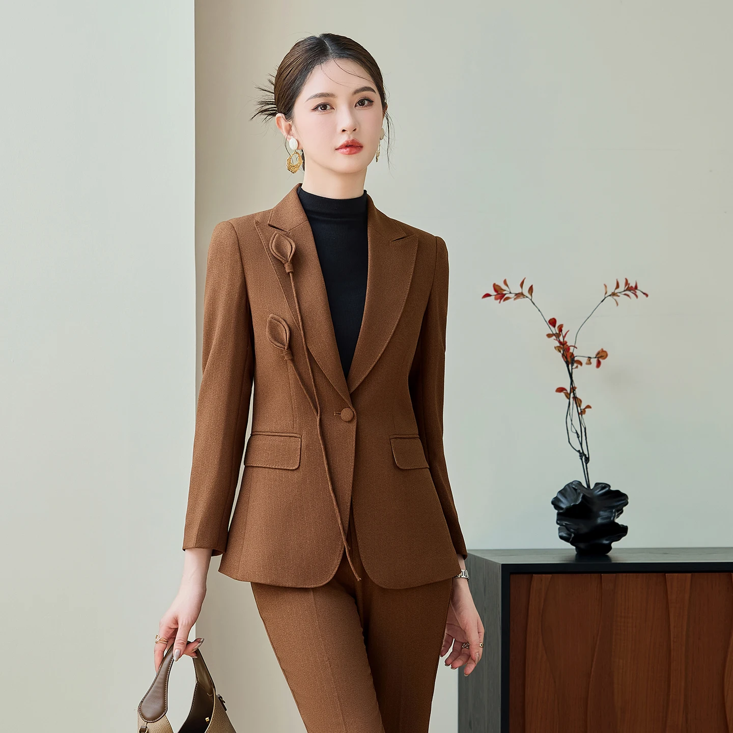 

NAVIU Красный Элегантный модный комплект из двух предметов Высококачественный тонкий блейзер в полоску на одной пуговице и брюки-клеш Офисная женская рабочая одежда цвета хаки