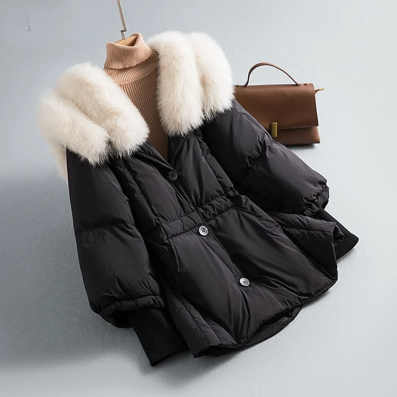 Piumino da donna con collo di pelliccia di media lunghezza, parka alla moda, tendenza temperamento, autunno e inverno