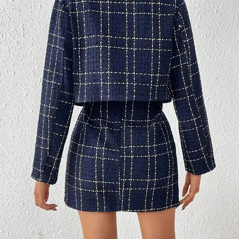 

High-End Quality Knitted Set with Heavy Work Top And Skirt in Fragrance Style for Spring Autumn New Arrival 2025