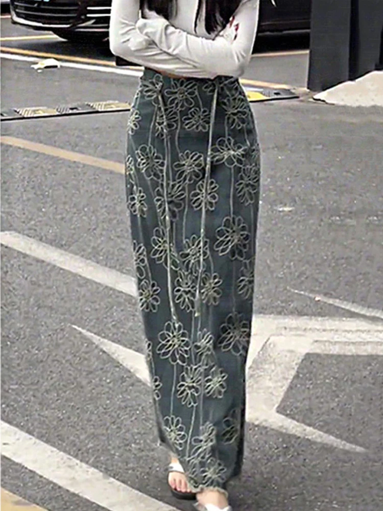 High end Heavy Industry Embroidered Flower Half length Skirt Women Summer Korean Style High Waist Slim Split Cowboy Skirt