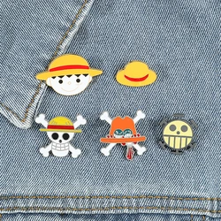 Broche One Piece Anime Cartoon, Monkey D. Luffy-Sac à dos tête de mort, épinglettes en alliage d'émail, insigne de broches, accessoires vestisens