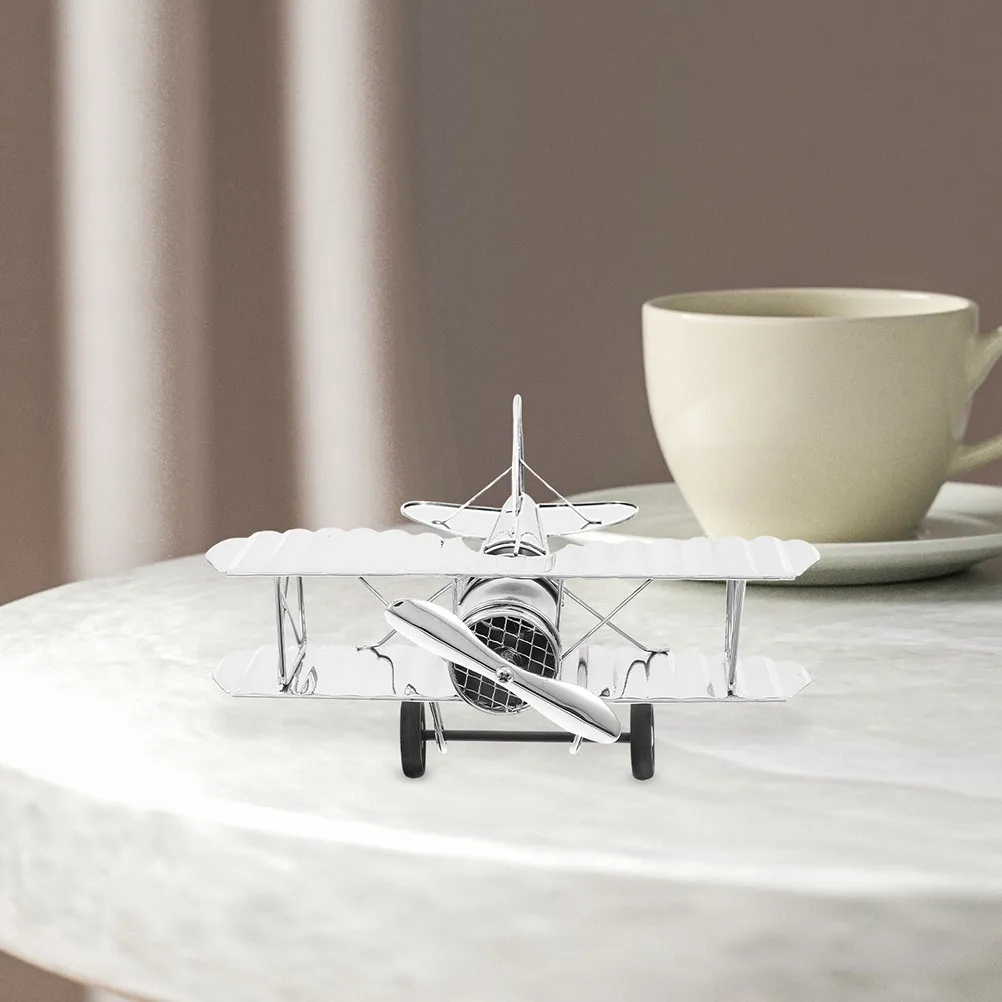 

Винтажный металлический самолет-сувенир в стиле ретро для декора рабочего стола, уникальное украшение для любителей авиации и домашнего интерьера