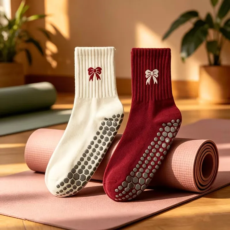 

1 pairs of Pilates exercise fitness adult dance anti slip socks leg pressure floor yoga socks