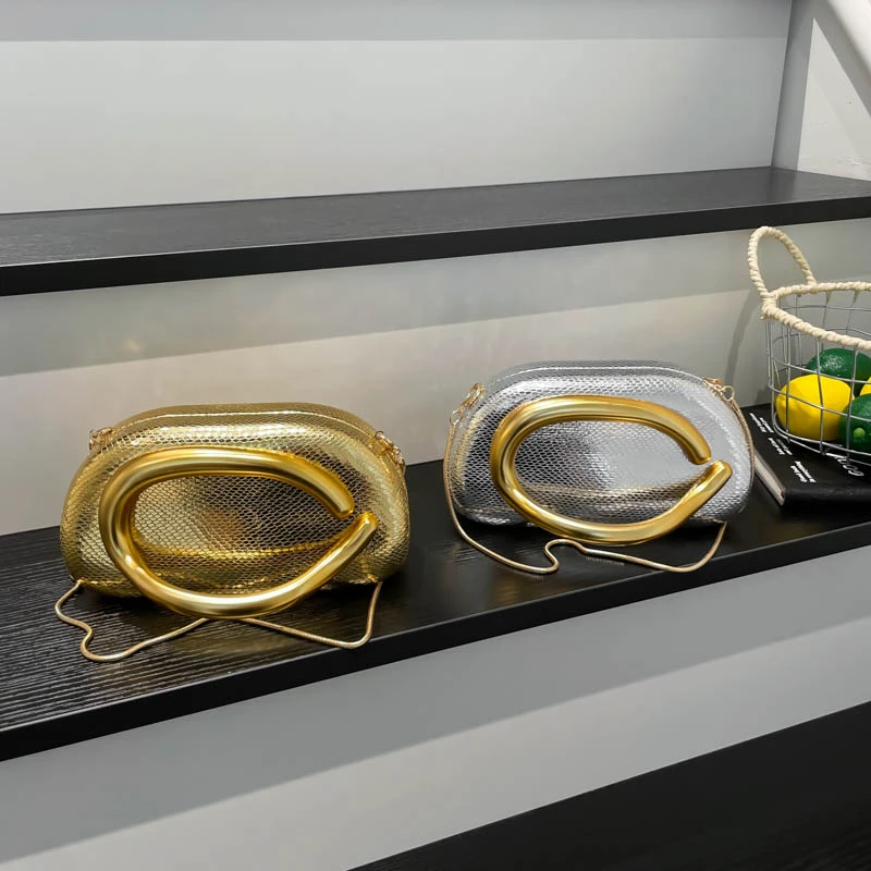 

Versatile Bag for Travel Office Daily Commute with PU Material Shoulder Crossbody Option