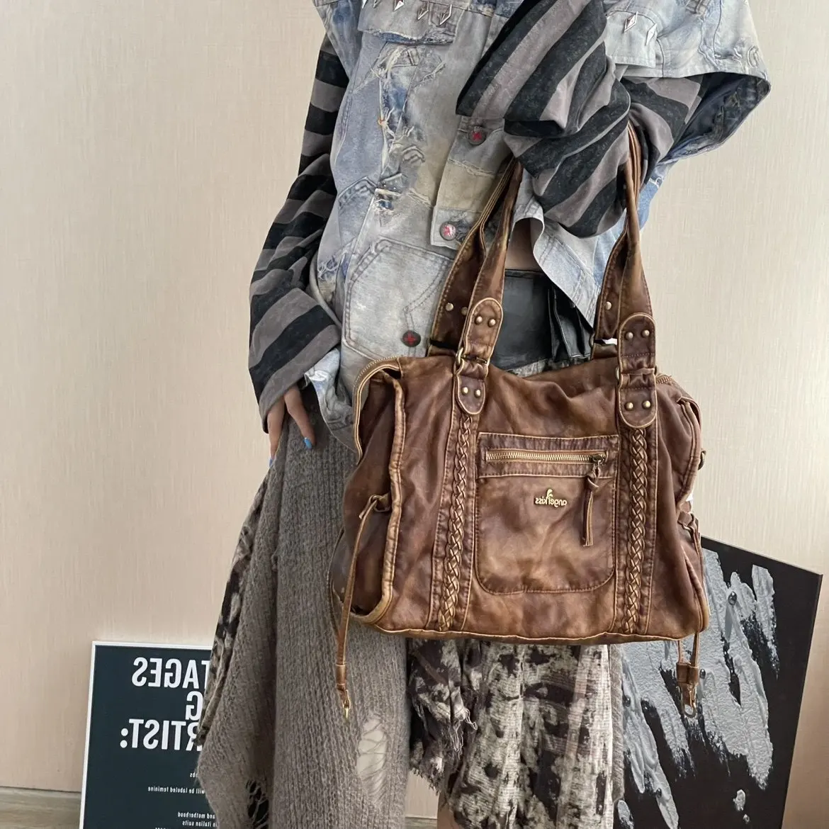 sac-de-moto-retro-y2k-grande-capacite-de-marque-de-createur-de-niche-neuf-et-de-haute-qualite-sac-a-bandouliere-pour-femme-vente-chaude