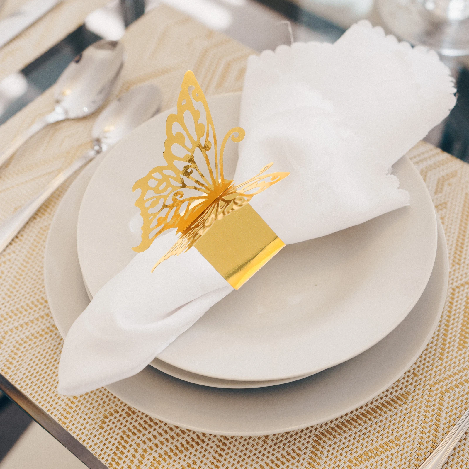 

50pcs Napkin Rings Reusable Metal Serviette Holders Table Decor Home Office Hotel Bar Cafe Shop Store