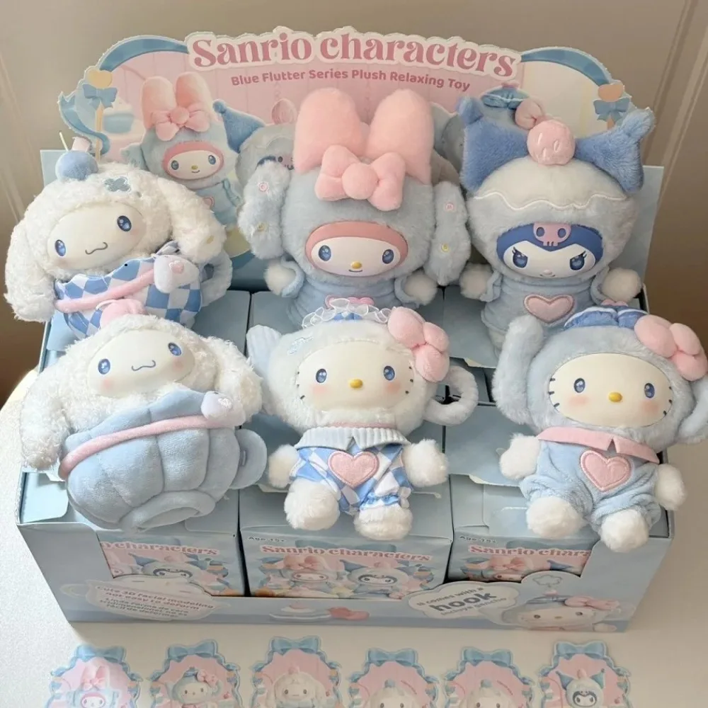 

Набор виниловых плюшевых игрушек Sanrio Family Fox Island & Blue Flutter Series: милые мультяшные подвески Hello Kitty и Kuromi, подарки-игрушки