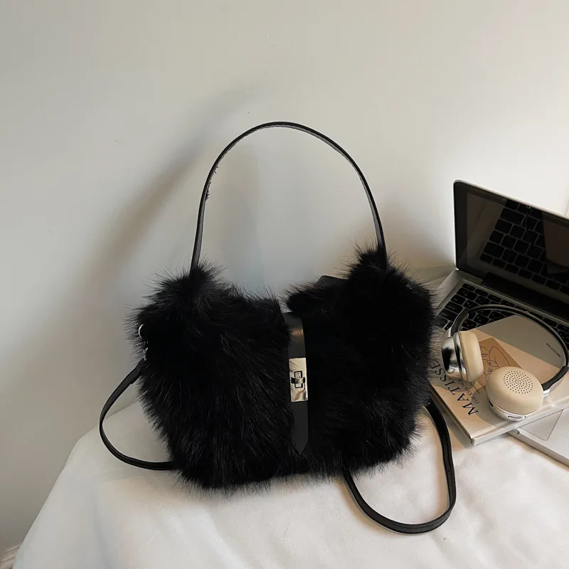

Autumn Winter Plush Fur Ladies Shoulder Bags Fashion Retro Black White Khaki Tote Handbags For Women Daily Shopping Party Bags