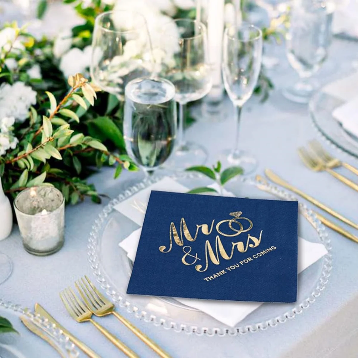 Pack of Paper Cocktail Napkins with Gold design，Formal Dinner, Anniversary, Wedding Napkins for Tables, Guestrooms, Restrooms(5