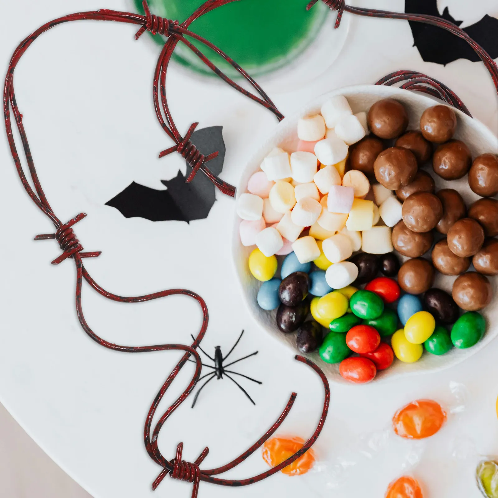 

Искусственная колючая проволока для Хэллоуина, легкий пластиковый декор для дома с привидениями, вечеринок, розыгрышей, жуткое украшение