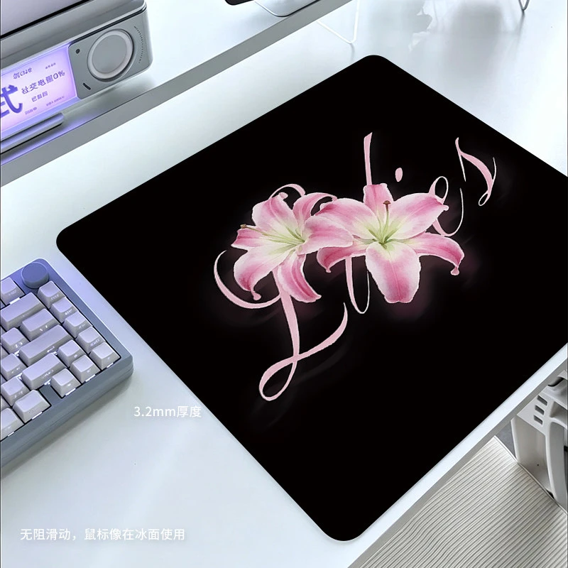 Simple Pink Lily Flower Fashion Glass Mouse Pad Large Custom Frosted Surface Desk Mat Tempered FPS Office Pad Gaming Accessories