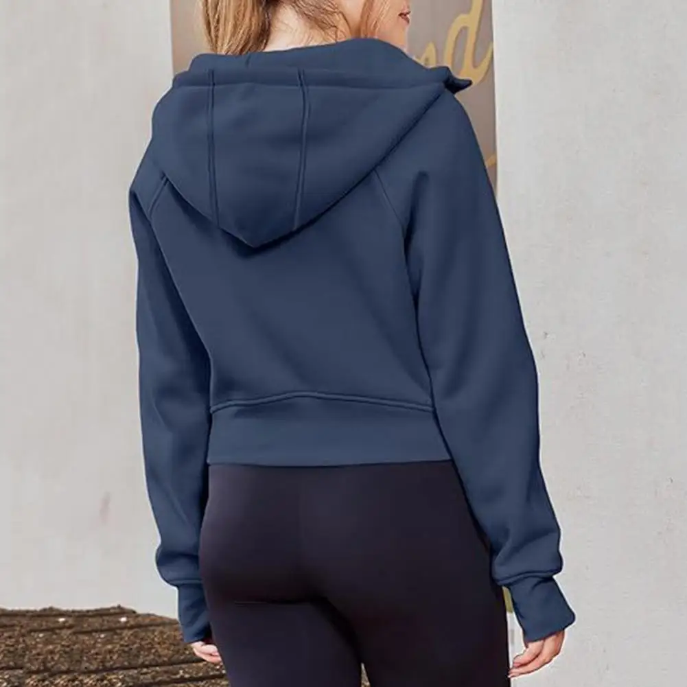 เสื้อฮู้ดกีฬาผู้หญิง เสื้อแจ็คเก็ตมีฮู้ดแบบมีเชือกผูกสำหรับผู้หญิง พร้อมกระเป๋าและขอบแขนแบบยืดหยุ่น เสื้อโค้ทสำหรับเล่นกีฬาและออกกำลังกายในฤดูใบไม้ร่วงและฤดูหนาว สำหรับคนรูปร่างเพรียว