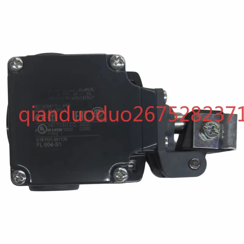 

Концевой выключатель FL604-S1, новый, импортный, с гарантией подлинности, хорошее качество.