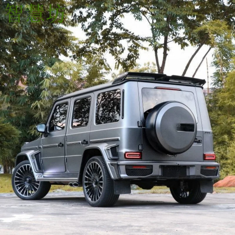 

Suitable for 2019-2025 Mercedes-Benz G-Class W464/W465 modified with 2025 B800 dry carbon rear spoiler