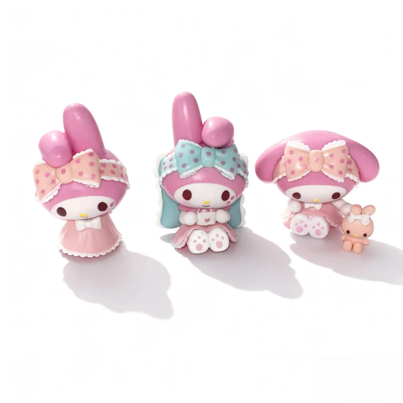 ملابس نوم MINISO Sanrio سلسلة على شكل قلب Kawaii صندوق أعمى لعبة عصرية هدية تزيينية قابلة للجمع