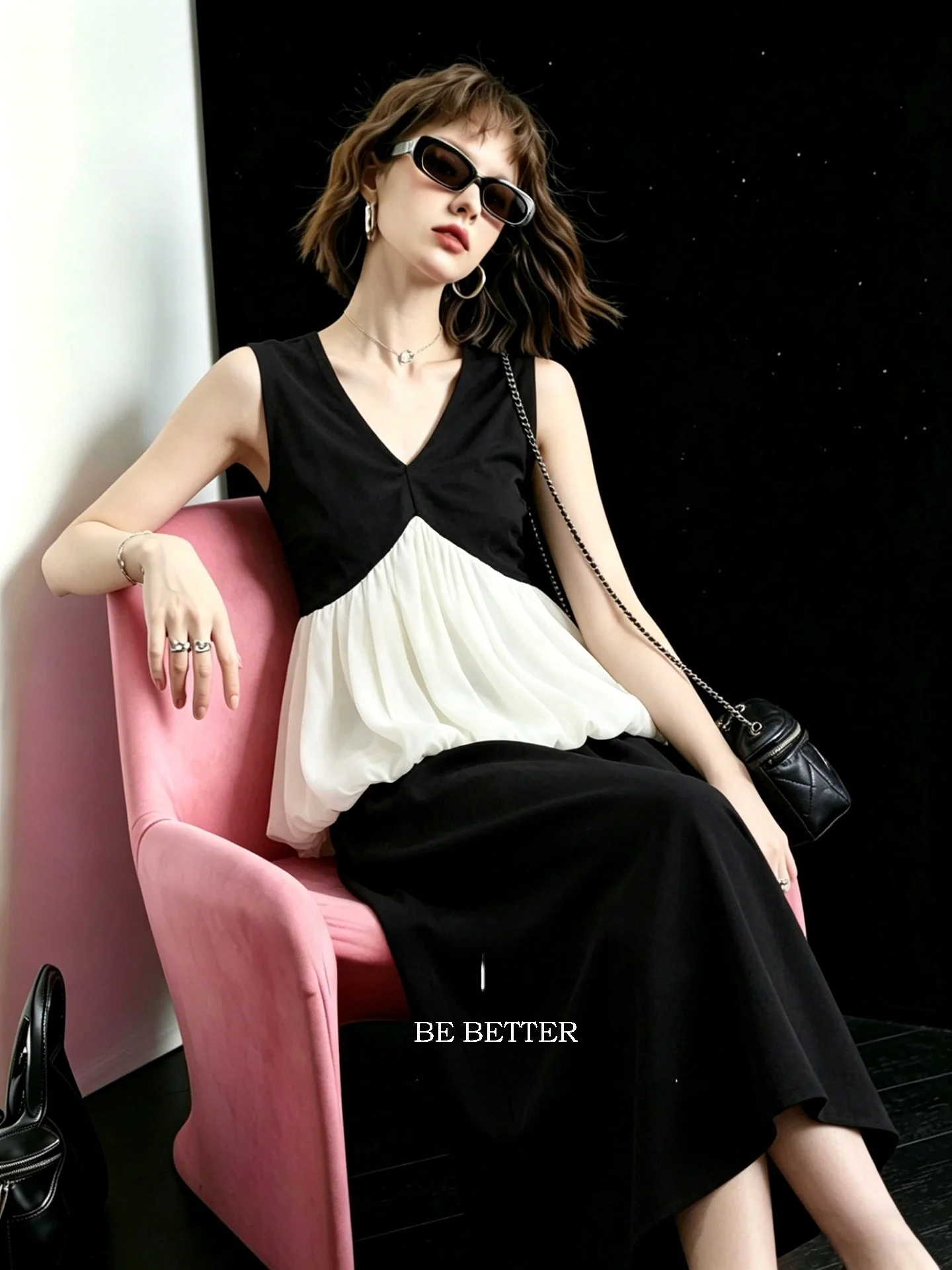 

Huaappuw Hepburn Style Sleeveless Shirt Spring Summer New Color Block Flower Bud Slimming Top French Style Fitted Shirt