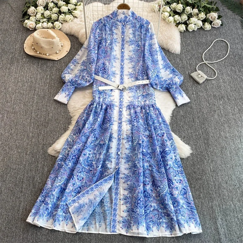 فستان طويل أنيق بطبعة زهور ورقبة عالية وألوان متباينة وأكمام قميص بحزام - فستان ماكسي أنيق للسيدات لفصل الربيع