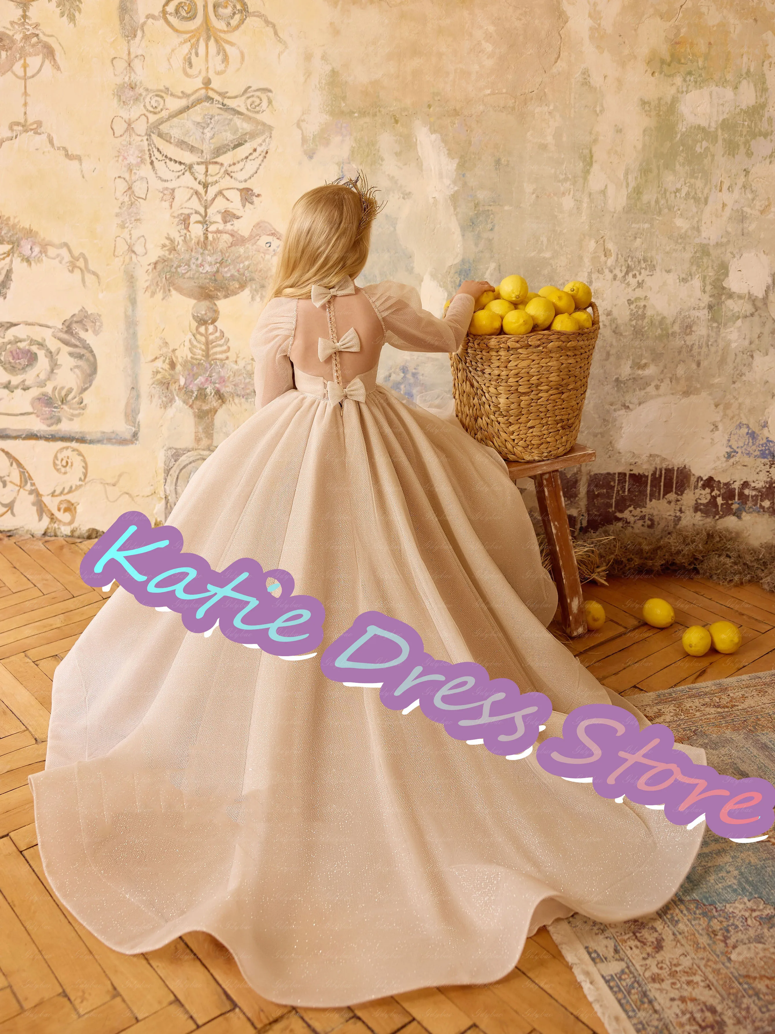 

Customized Elegant Flower Girl Dress For Wedding Tulle Puffy Applique With Bow Princess Kids Birthday Party First Communion Gown