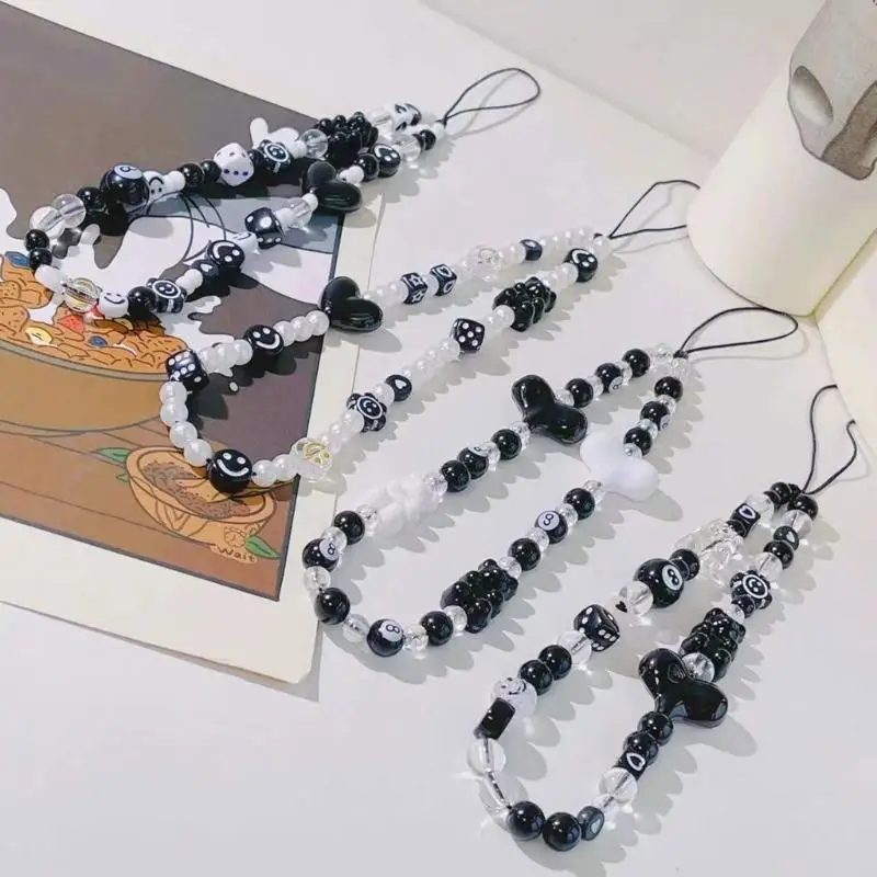 P9FE Handy-Zubehör, Harz, Bär, Würfel-Herz, Perlen-Lanyard, Handgelenkschnur für Frauen, handgefertigte Handykette, Handy-Gurt – Detail 7