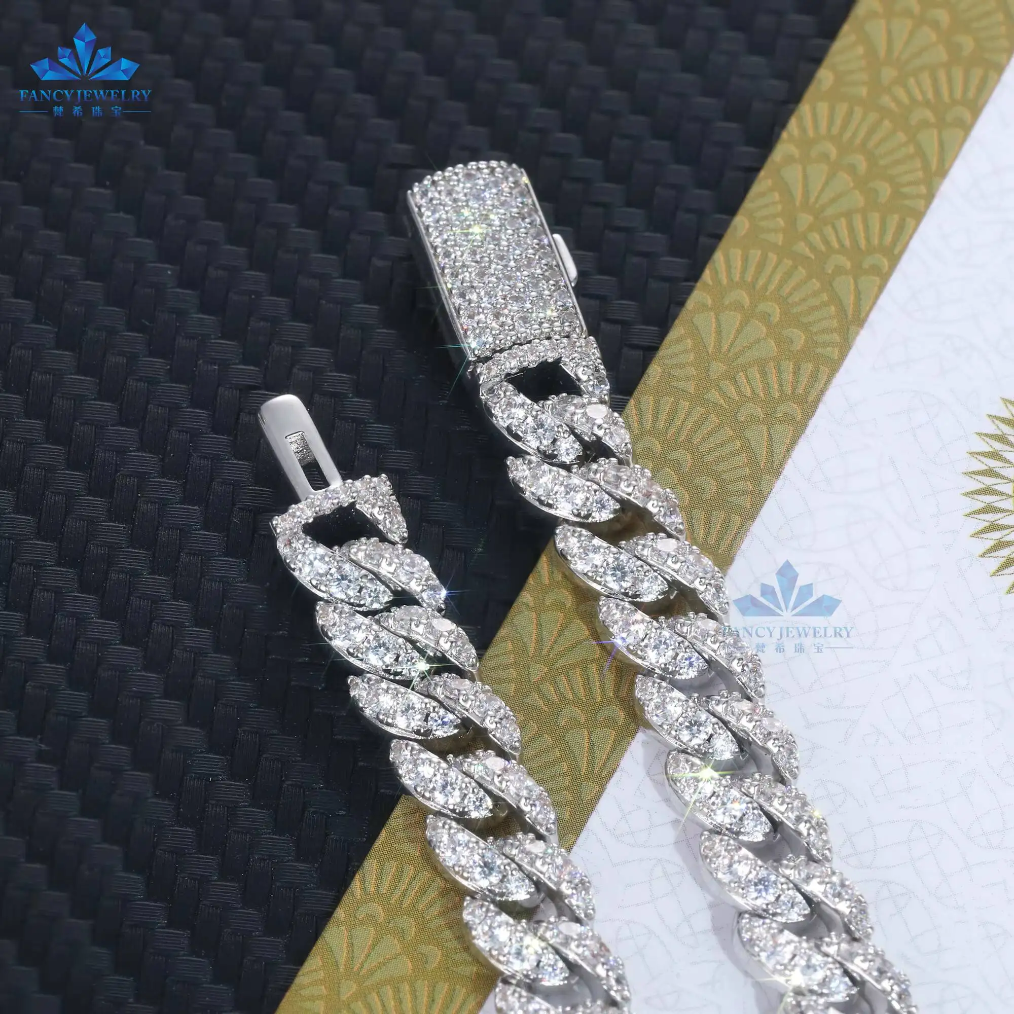 Fashion Iced Out Jewelry 6mm 925 Sterling Silver GRA Certificate Diamond Moissanite Cuban Link Chain for Men Women..