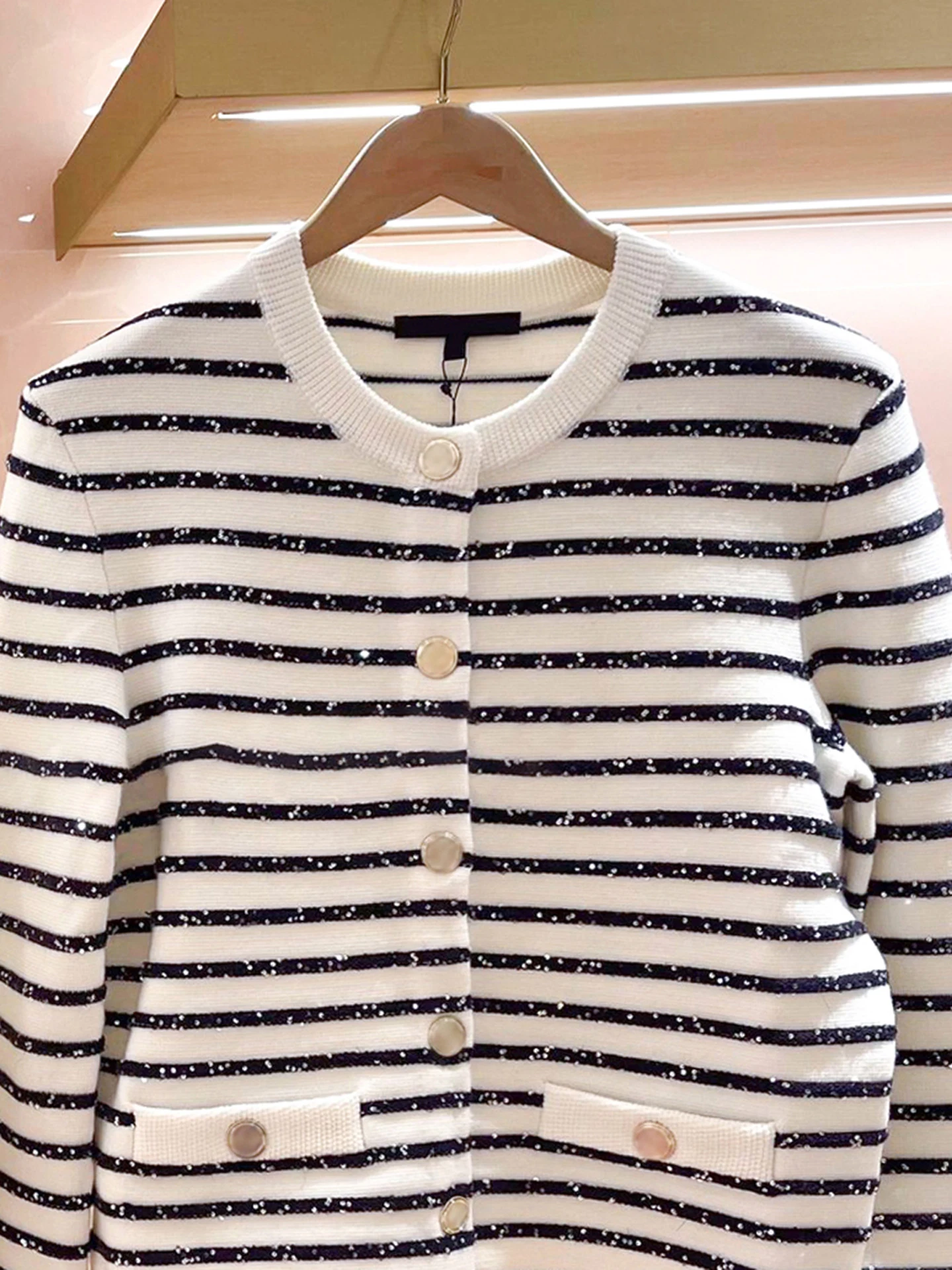 

M Home Nan You High End Women's Summer 2025 Small Fraance Wind Sequin Stripe Knitted Cardigan Top Women's Faion