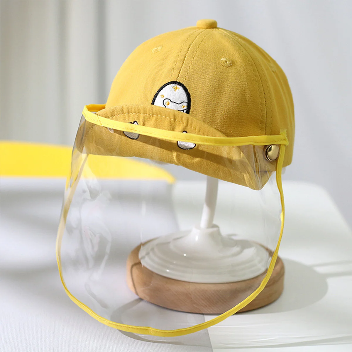 

Kids Protective Hat with Transparent Cover for Sun Droplets Protection Suitable Outdoor Beach Travel Made of Cotton Durable
