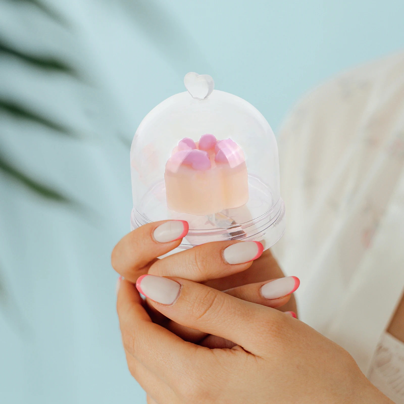 Women's Cat Paw Shape Color Changing Lipstick Moisturizing Lip Balm Cream Hydrating Formula for Cold Weather Daily Lip Care