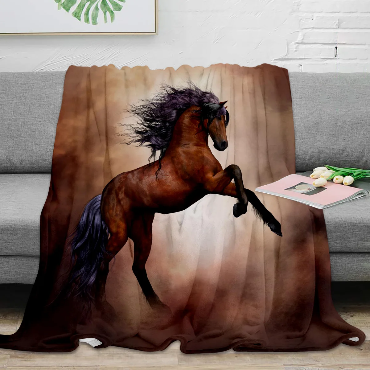 Running Galloping Horse Brown Animal Throw Blanket Warm Microfiber Blanket Flannel Blanket for Bedroom Bed Cover