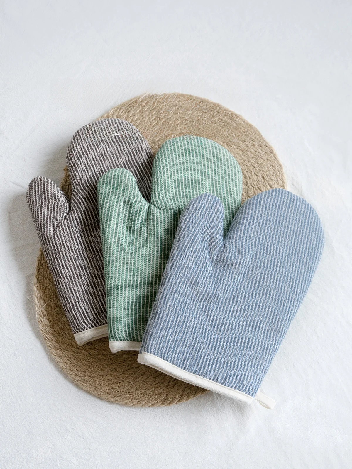 Mani Oven Mitts High Temperature Resistant Kitchen Gloves Microwave Oven Special Anti-Scalding Gloves Practical Kitchen Tools