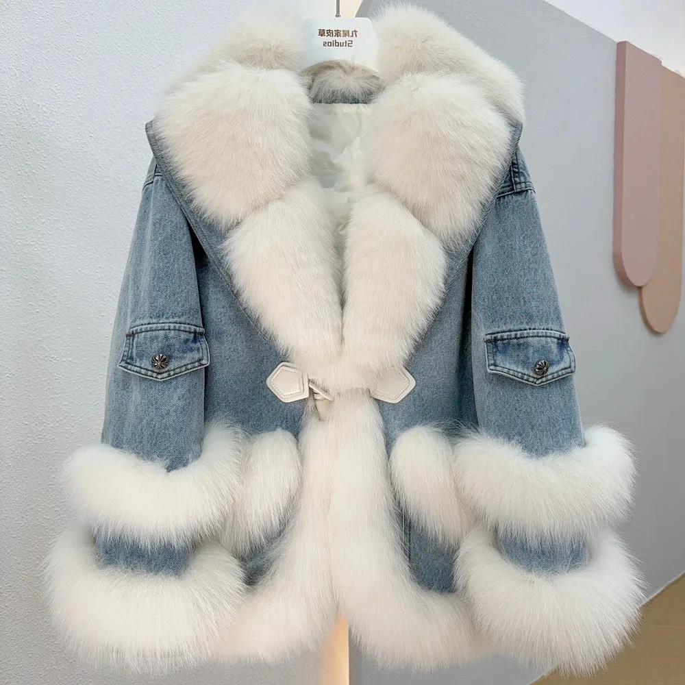 2023Real fur, New Winter Natural Fox Fur Collar Goose Down Filled Denim Jacket Women Luxury Puffer Jackets Clothing