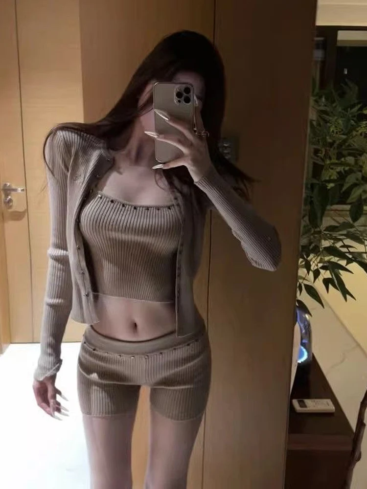 

KING BRAND American Sle Hot Girl Set Long Sve Вязаный открытый кардиган Внутренняя майка Женский комплект футболок с высокой талией