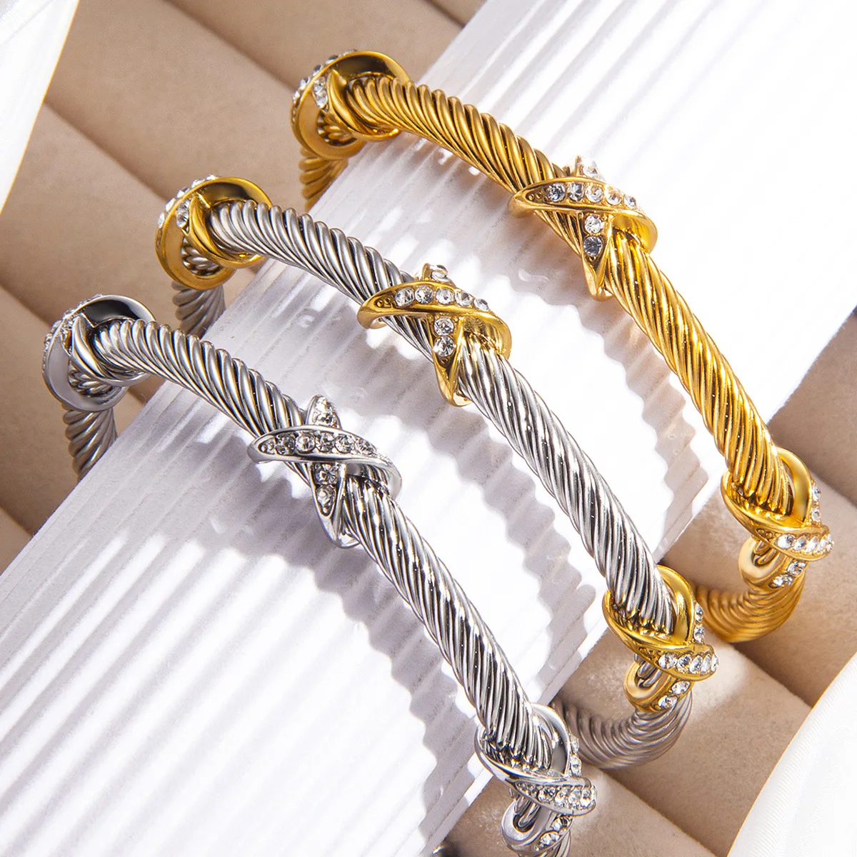 1pcs Stainless Steel Gold-plated Bangle Trendy Retro Hip-hop Style Bracelet Fried Dough Twists Steel Wire Rope Colorfast Bangle