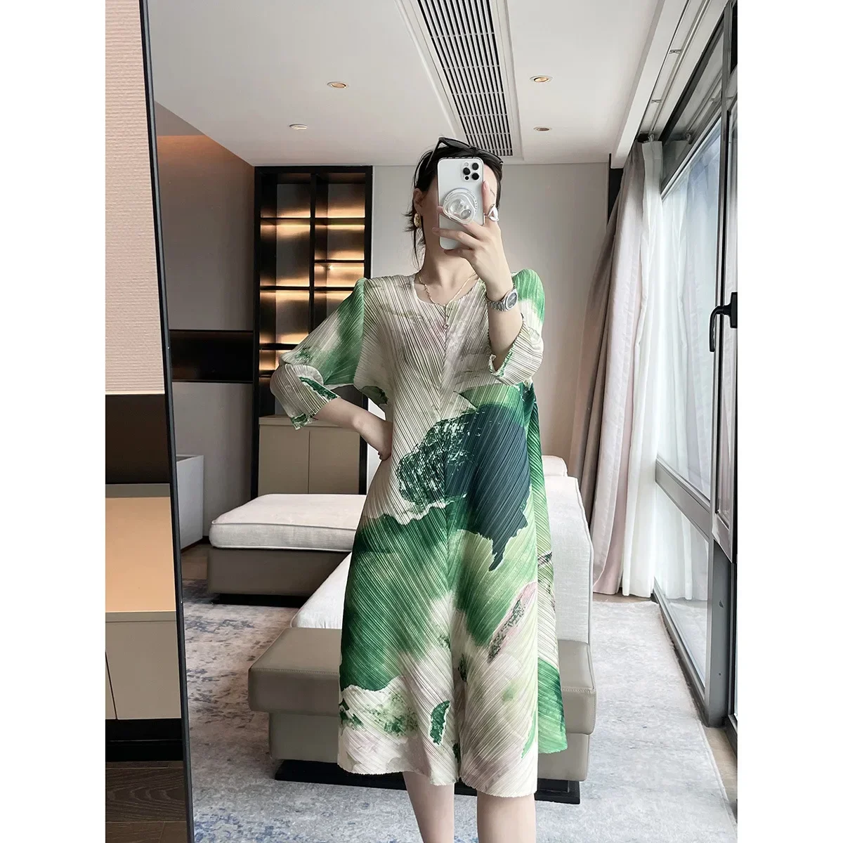 Pleats Pleated Printed Dress Go 2024 Spring Summer New Painting Printing Elegant Loose Thin Dress Temperament Mid-length Skirt