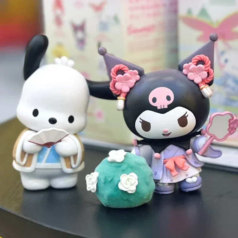 Miniso Sanrio nueva rima flor ropa serie caja ciega Kuromi Melody Pochacco figura de acción ornamento modelo juguete regalo de cumpleaños