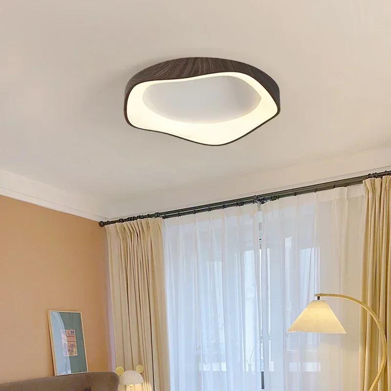 Plafonnier LED en bois au design moderne, luminaire décoratif d'intérieur, idéal pour un salon, une salle à manger, un bureau, une chambre à coucher ou un couloir