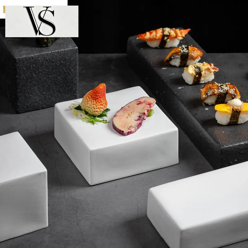 platos-de-ceramica-de-color-liso-para-postres-aperitivos-sushi-y-cenas-para-uso-domestico-y-en-restaurantes-con-diseno-creativo