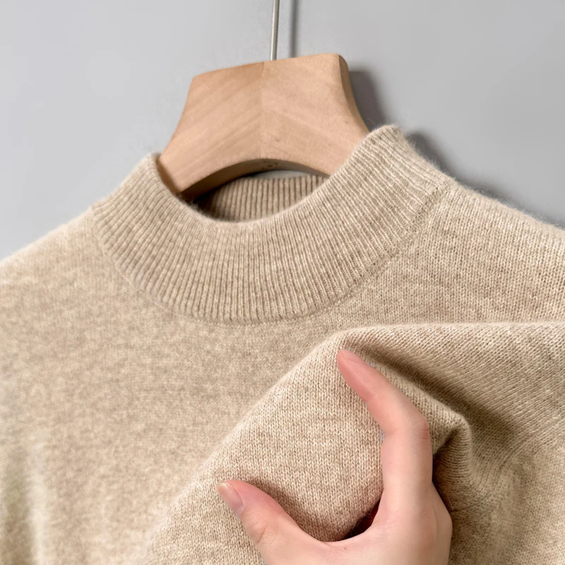 Vendite calde Autunno Inverno Nuovi uomini Collo semi-alto Maglieria a maniche lunghe Colore puro di alta qualità Semplice maglione Pendolarismo Abbigliamento da uomo