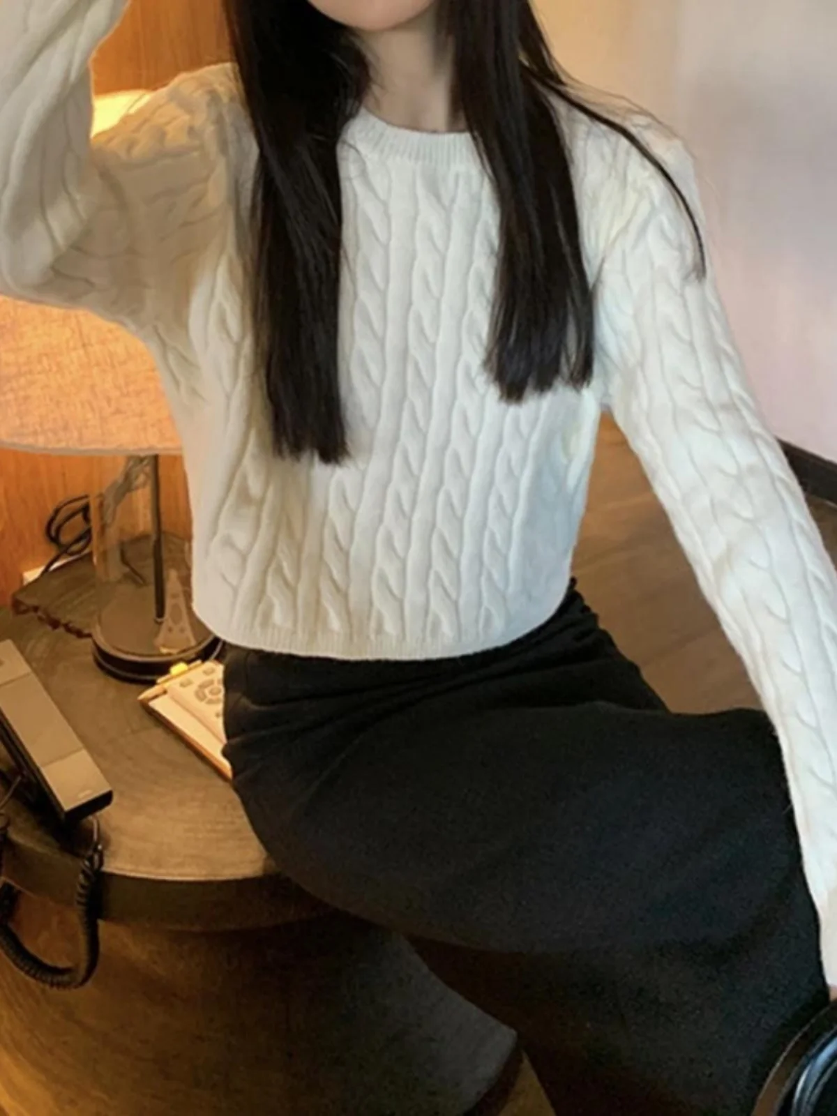 Suéter Curto de Tricô Chic para Mulheres, Outono Inverno 2024, Novo Design, Estilo Solto e Confortável, Crimento Alongado