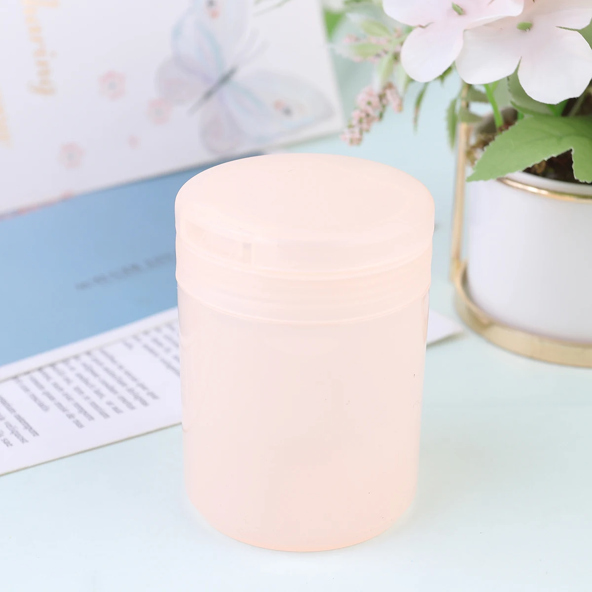

Cotton Storage Box Cylinder for Bathroom Travel Easy ganization Swab Container Plastic Lightweight Portable