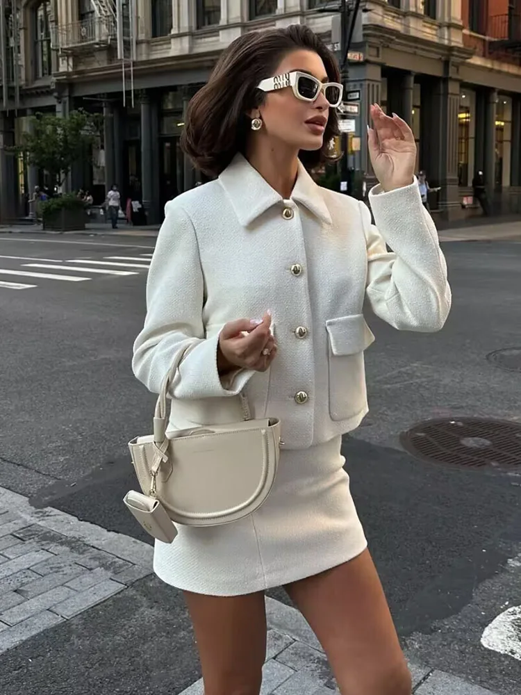 Vintage White Women Jacket Metal Buttons Pockets Office Blazer Y2K Elegant Tweed 2025 Autumn Crop Top Short Coat Outwear